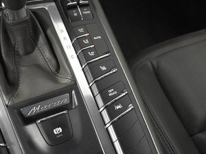 Внедорожник Porsche Macan S 2016 года, 3567300 рублей, Казань