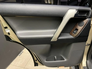 Внедорожник Toyota Land Cruiser Prado 2010 года, 2950000 рублей, Красноярск