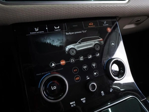 Внедорожник Land Rover Range Rover Velar 2018 года, 2812000 рублей, Воронеж