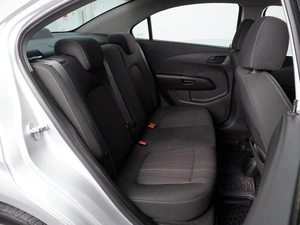 Седан Chevrolet Aveo 2012 года, 610000 рублей, Красный Пахарь