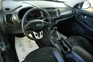 Внедорожник Kia Sportage 2011 года, 1499000 рублей, Омск