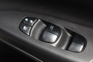Седан Nissan Sylphy Zero Emission 2014 года, 1259000 рублей, Новосибирск