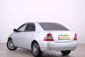 Седан Toyota Corolla 2002 года, 599000 рублей, Омск