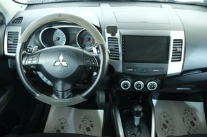Внедорожник Mitsubishi Outlander 2007 года, 1089000 рублей, Омск