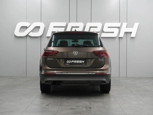 Внедорожник Volkswagen Tiguan 2017 года, 2574000 рублей, Воронеж