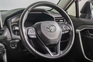 Внедорожник Toyota RAV4 2020 года, 3449000 рублей, Томск