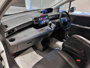 Минивэн Honda Freed 2012 года, 1147000 рублей, Красноярск