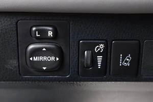 Внедорожник Toyota RAV4 2017 года, 2639000 рублей, Новосибирск