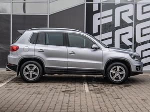 Внедорожник Volkswagen Tiguan 2011 года, 1430000 рублей, Краснодар