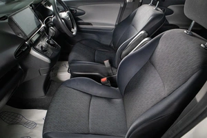 Минивэн Toyota Wish 2012 года, 1189000 рублей, Сургут