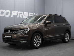 Внедорожник Volkswagen Tiguan 2017 года, 1980000 рублей, Омск