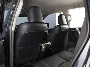 Внедорожник Toyota Land Cruiser Prado 2010 года, 2990000 рублей, Омск