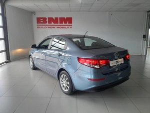 Седан 2 дв. Kia Rio 2015 года, 1065000 рублей, Смоленск