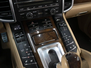 Внедорожник Porsche Cayenne S 2011 года, 2230000 рублей, Омск