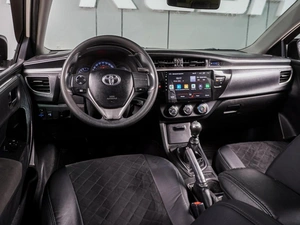 Седан Toyota Corolla 2014 года, 1149000 рублей, Воронеж