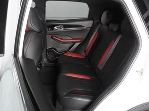 Внедорожник Geely Coolray 2023 года, 2185000 рублей, Красный Пахарь