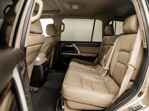Внедорожник Toyota Land Cruiser 2007 года, 2990000 рублей, Красноярск