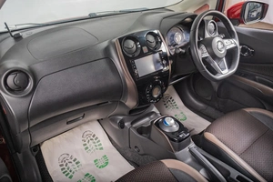 Хетчбэк Nissan Note 2018 года, 1129000 рублей, Томск