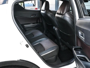 Внедорожник Toyota C-HR 2017 года, 1590000 рублей, Кирилловка