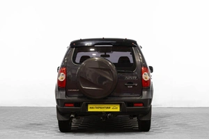 Внедорожник Chevrolet Niva 2013 года, 749000 рублей, Барнаул