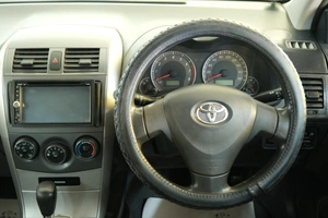 Универсал Toyota Corolla Fielder 2010 года, 769000 рублей, Омск