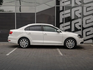 Седан Volkswagen Jetta 2012 года, 1210000 рублей, Краснодар