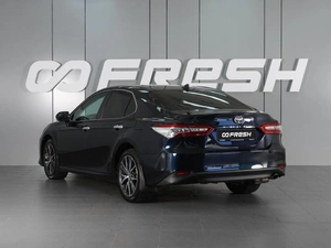 Седан Toyota Camry 2020 года, 2357040 рублей, Красный Пахарь