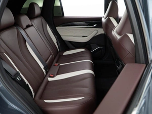 Внедорожник Geely Monjaro 2023 года, 3249999 рублей, Москва