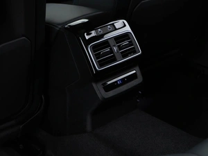 Внедорожник Audi Q5 2025 года, 7770050 рублей, Москва