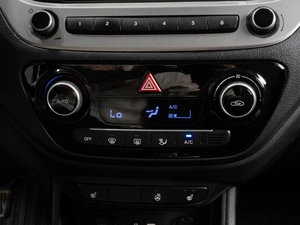 Седан Hyundai Solaris 2018 года, 1398000 рублей, Тюмень