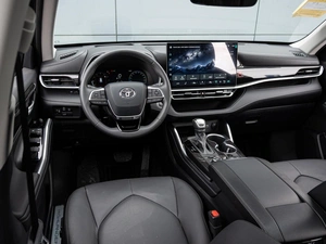 Внедорожник Toyota Highlander 2025 года, 5820000 рублей, Краснодар