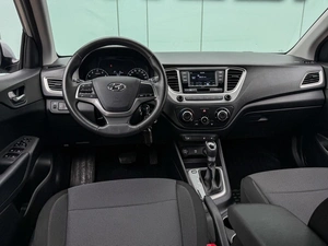 Седан Hyundai Solaris 2021 года, 1599000 рублей, Большой Сочи