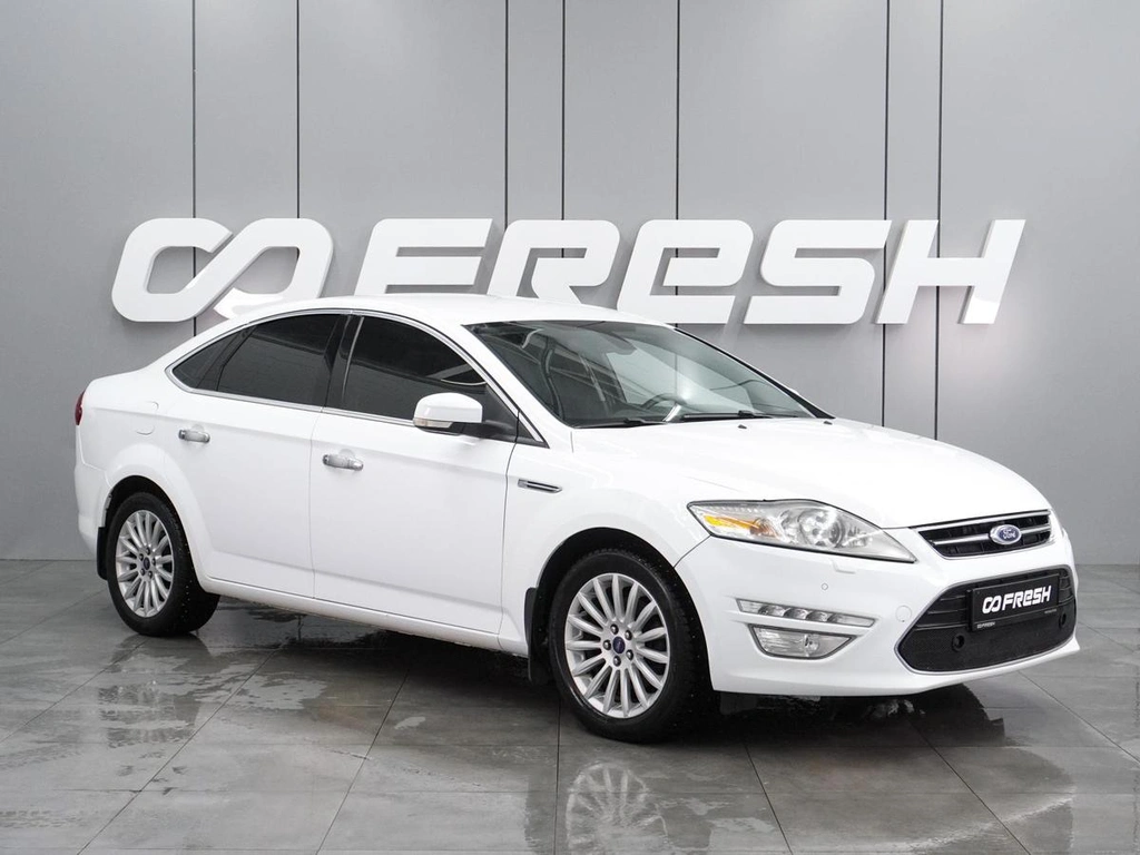 Седан Ford Mondeo 2013 года, 1168000 рублей, Воронеж