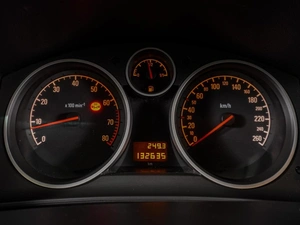 Седан Opel Astra 2013 года, 599000 рублей, Воронеж