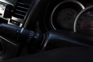 Хетчбэк Nissan Tiida 2010 года, 599000 рублей, Челябинск