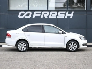 Седан Volkswagen Polo 2012 года, 799000 рублей, Кирилловка