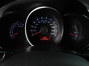Седан Kia Rio 2013 года, 979000 рублей, Аксай