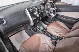 Хетчбэк Nissan Note 2017 года, 999000 рублей, Томск