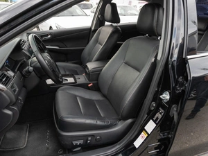 Седан Toyota Camry 2017 года, 2199000 рублей, Саратов