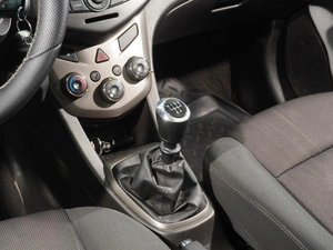 Седан Chevrolet Aveo 2012 года, 598000 рублей, Тверь