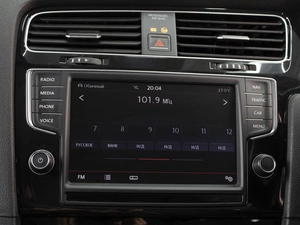 Хетчбэк Volkswagen Golf 2014 года, 1380000 рублей, Омск