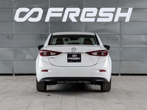 Седан Mazda Axela 2018 года, 1569000 рублей, Краснодар