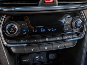 Внедорожник Hyundai Santa Fe 2019 года, 2490000 рублей, Краснодар