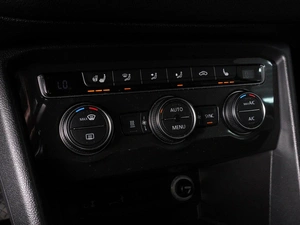 Внедорожник Volkswagen Tiguan 2017 года, 2100000 рублей, Минеральные Воды