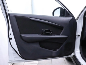 Седан Nissan Almera 2013 года, 629000 рублей, Красноярск