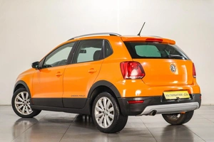 Хетчбэк Volkswagen Polo 2012 года, 989000 рублей, Челябинск