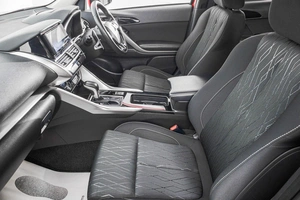 Внедорожник Mitsubishi Eclipse Cross 2018 года, 2299000 рублей, Барнаул