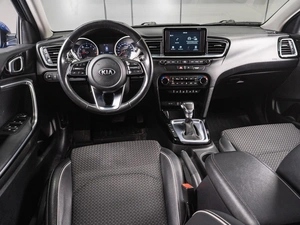 Хетчбэк Kia Ceed 2019 года, 1799000 рублей, Тюмень