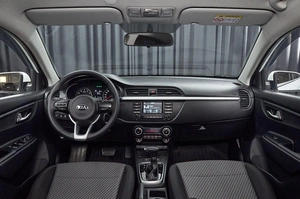 Седан Kia Rio 2018 года, 1477000 рублей, Красноярск