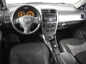 Седан Toyota Corolla 2008 года, 649900 рублей, Казань